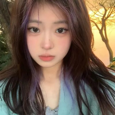 穿普拉达的女王 封面